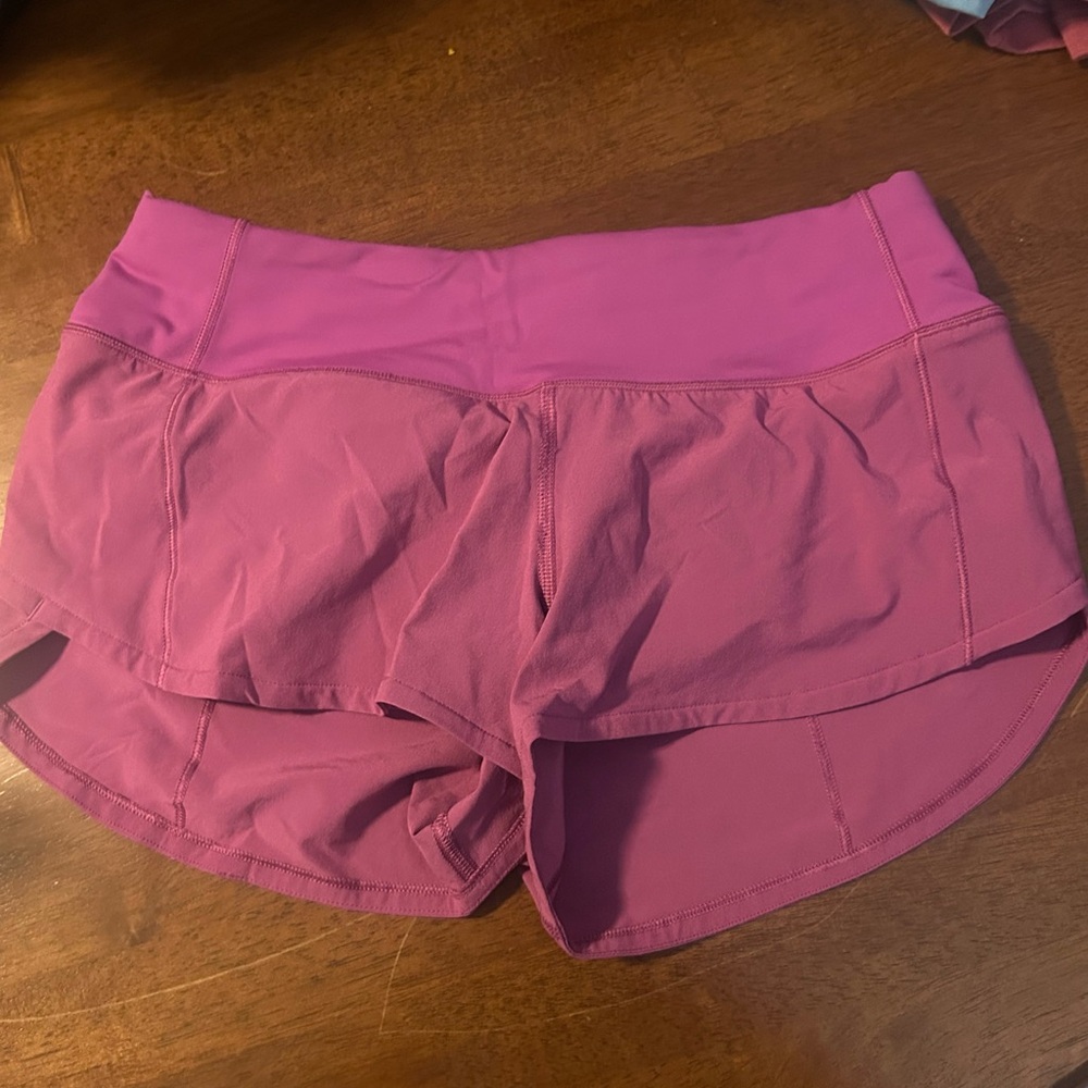 Women's lululemon shorts speed ups 2.5 inch size 2